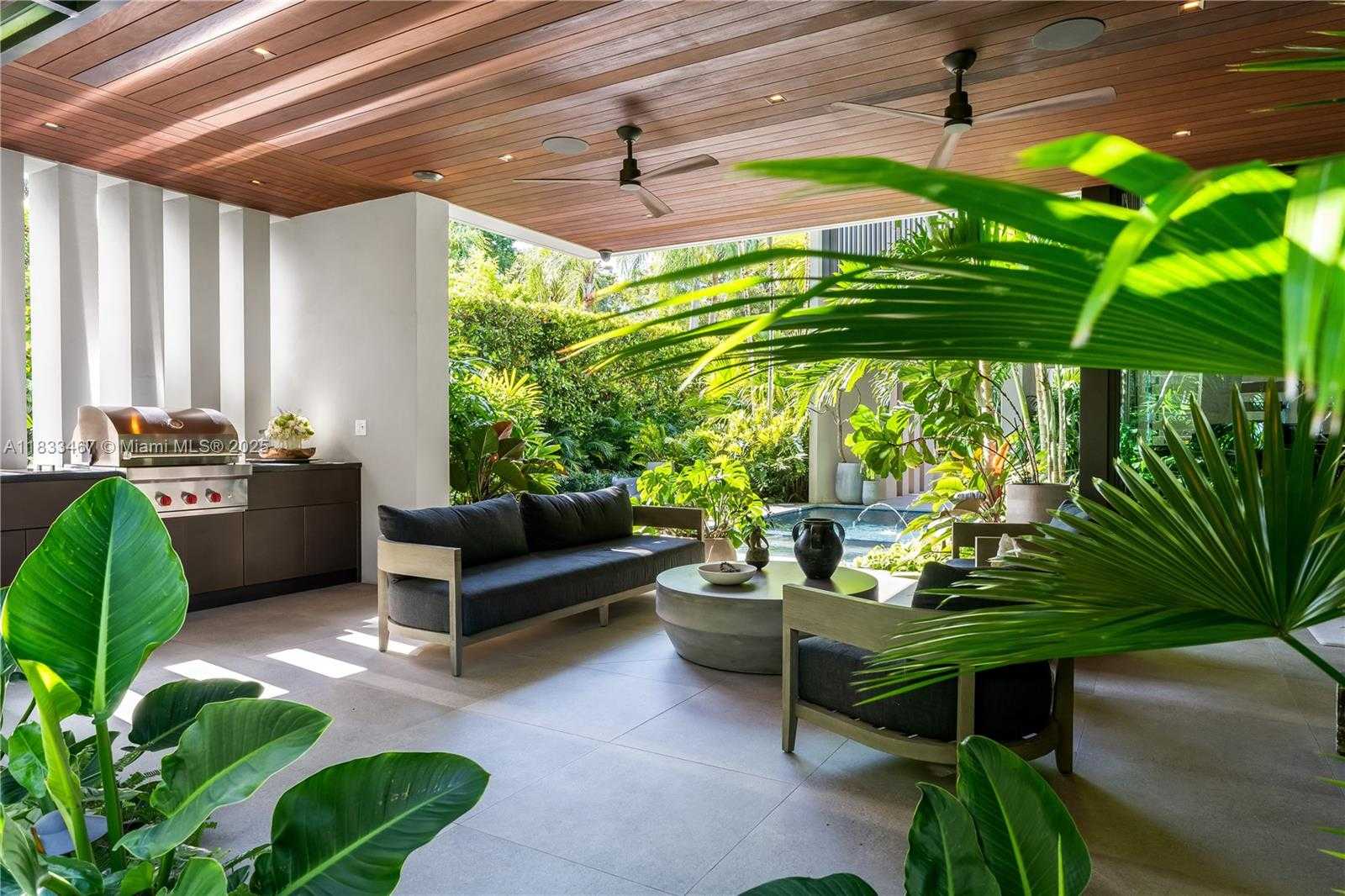 Small Image of 3910 BATTERSEA RD, Miami Number 69