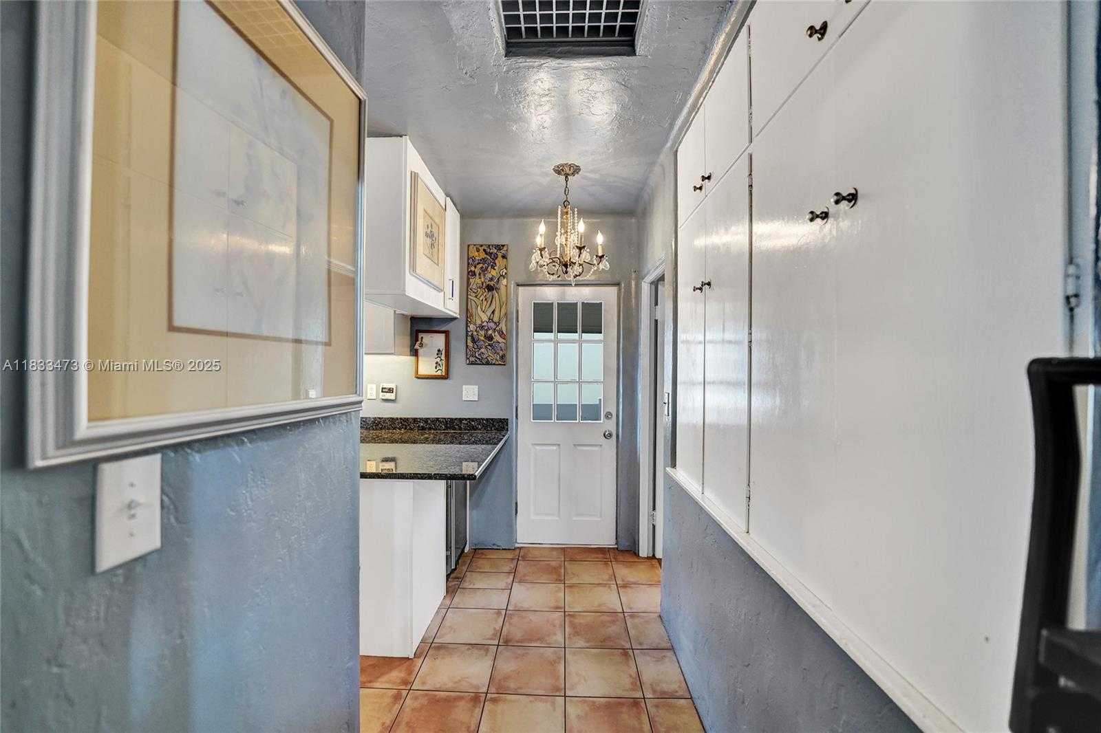 Small Image of 1340 JACKSON ST, Hollywood Number 23