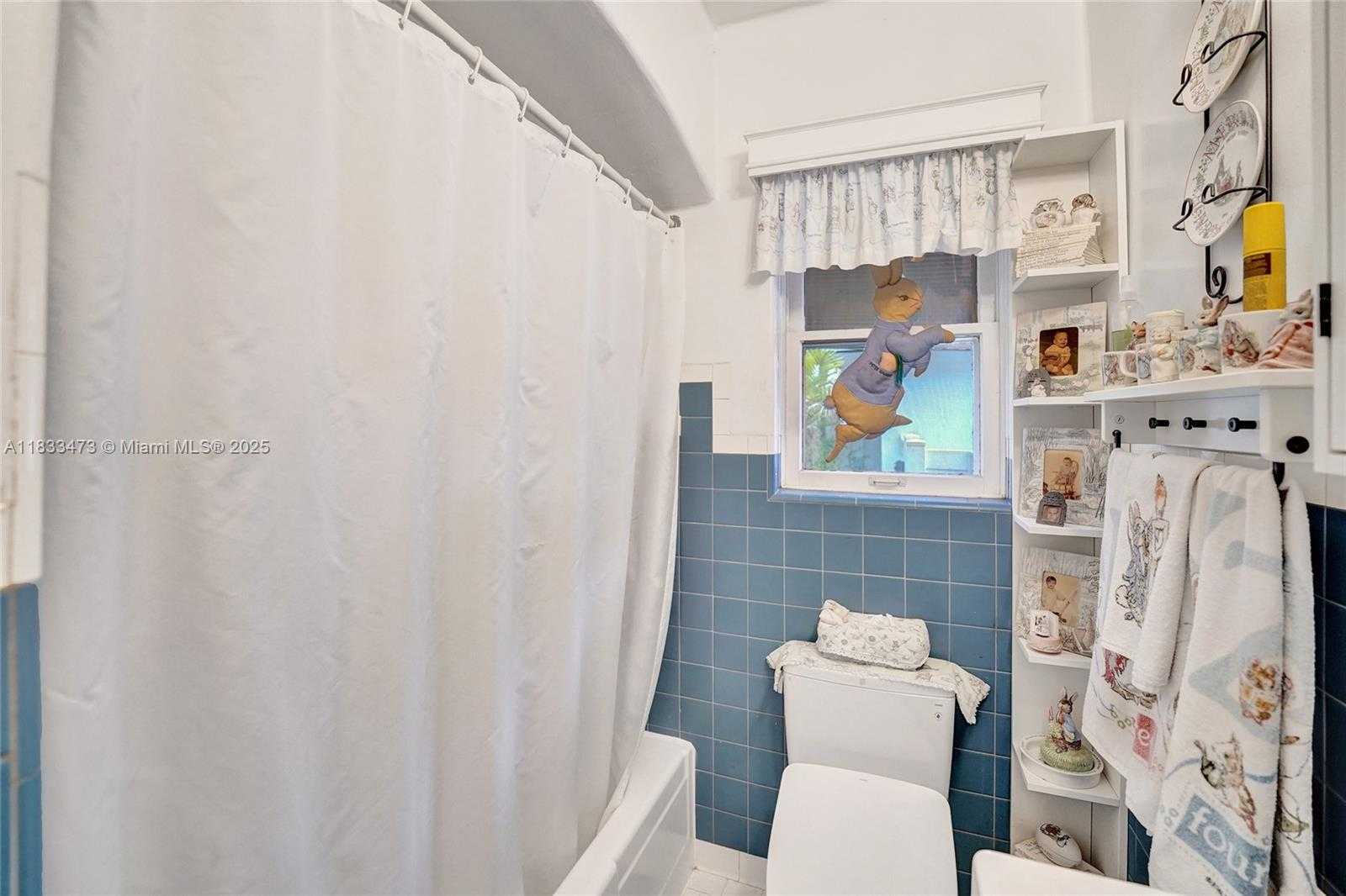 Small Image of 1340 JACKSON ST, Hollywood Number 42