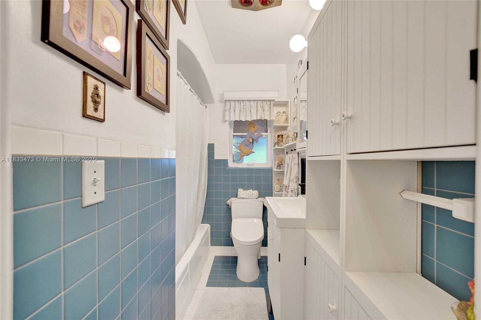 Small Image of 1340 JACKSON ST, Hollywood Number 44