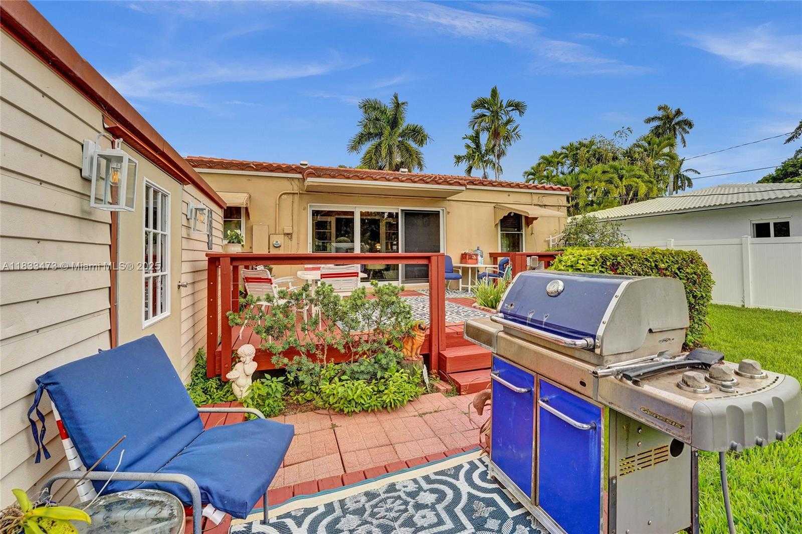 Small Image of 1340 JACKSON ST, Hollywood Number 52