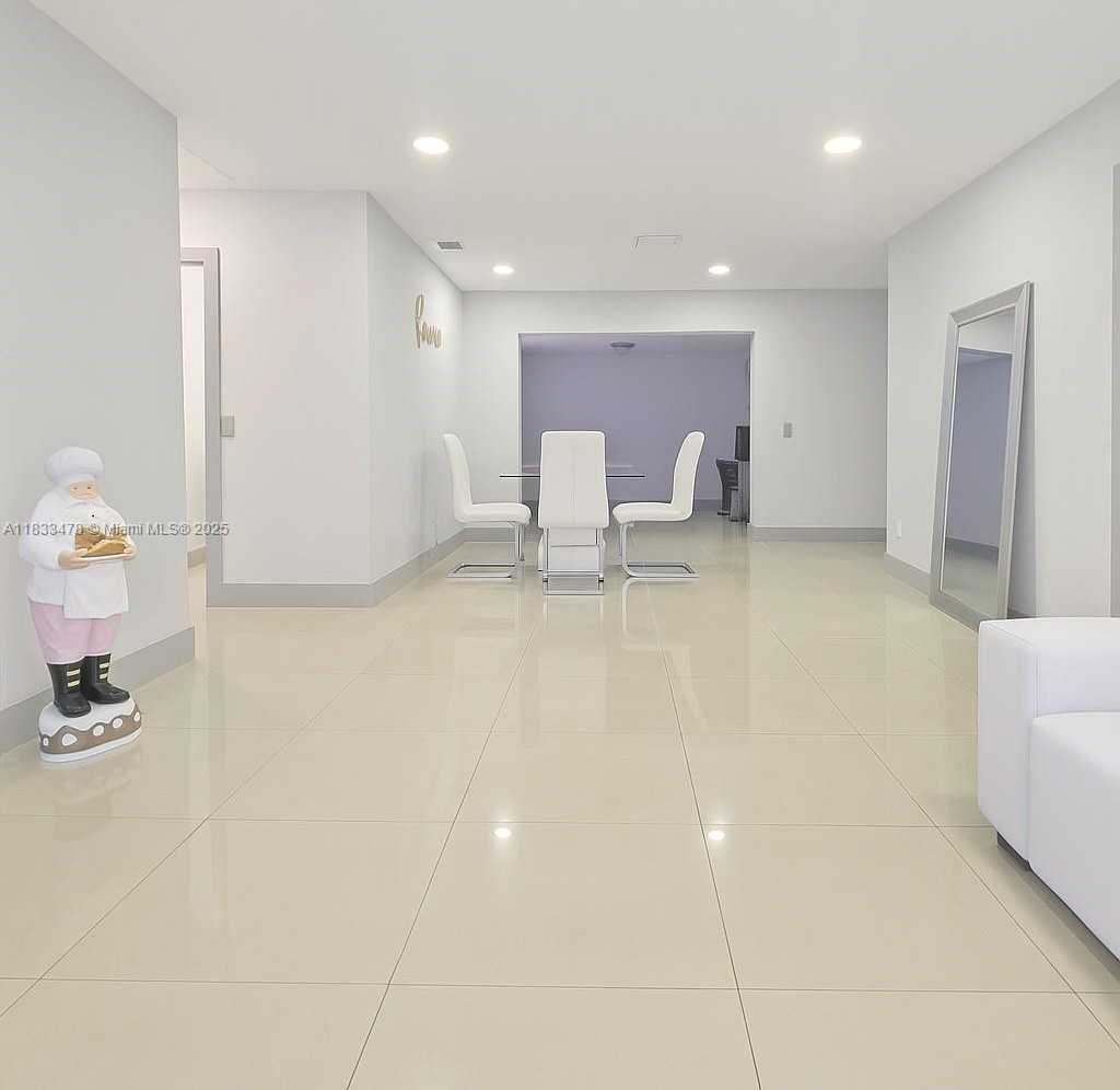 Small Image of 1320 NORTH WEST 179TH TER, Miami Gardens Number 6