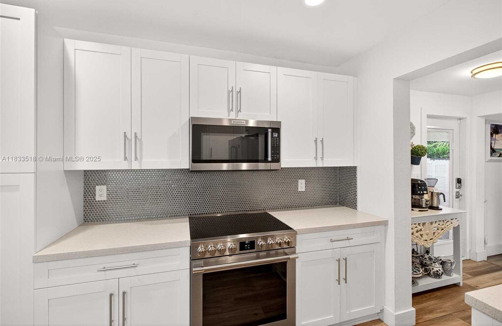 Small Image of 240 NORTH EAST 97TH ST, Miami Shores Number 17