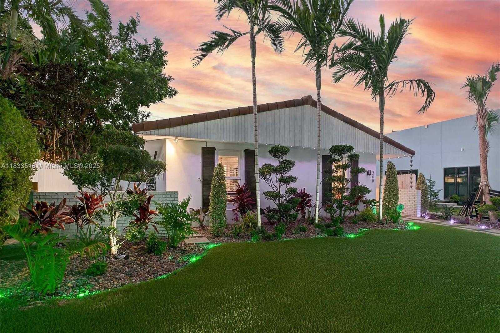 Small Image of 240 NORTH EAST 97TH ST, Miami Shores Number 3