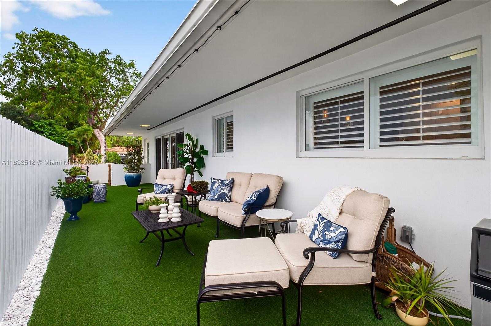 Small Image of 240 NORTH EAST 97TH ST, Miami Shores Number 5