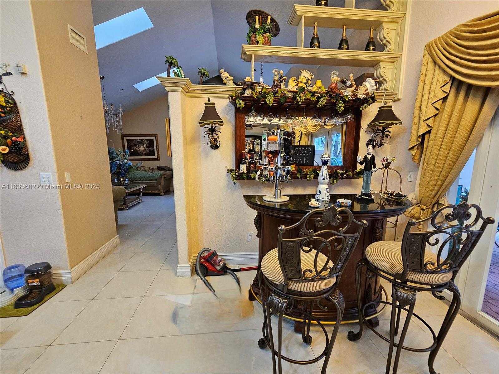 Small Image of 15126 NORTH WEST 90TH CT, Miami Lakes Number 16