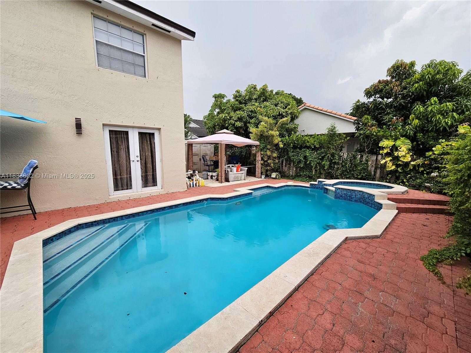 Small Image of 15126 NORTH WEST 90TH CT, Miami Lakes Number 25