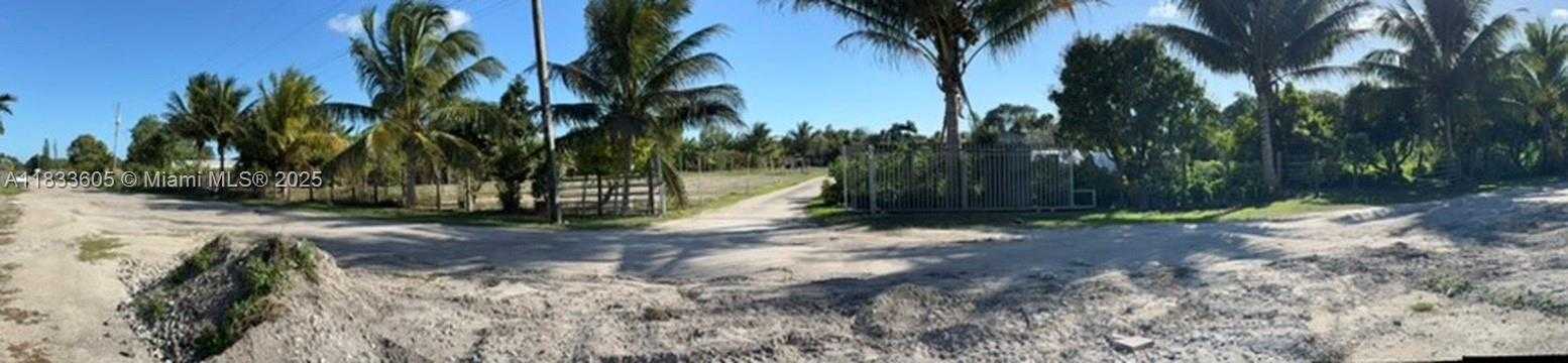 Small Image of 21025 SOUTH WEST 210TH AVE, Miami Number 20