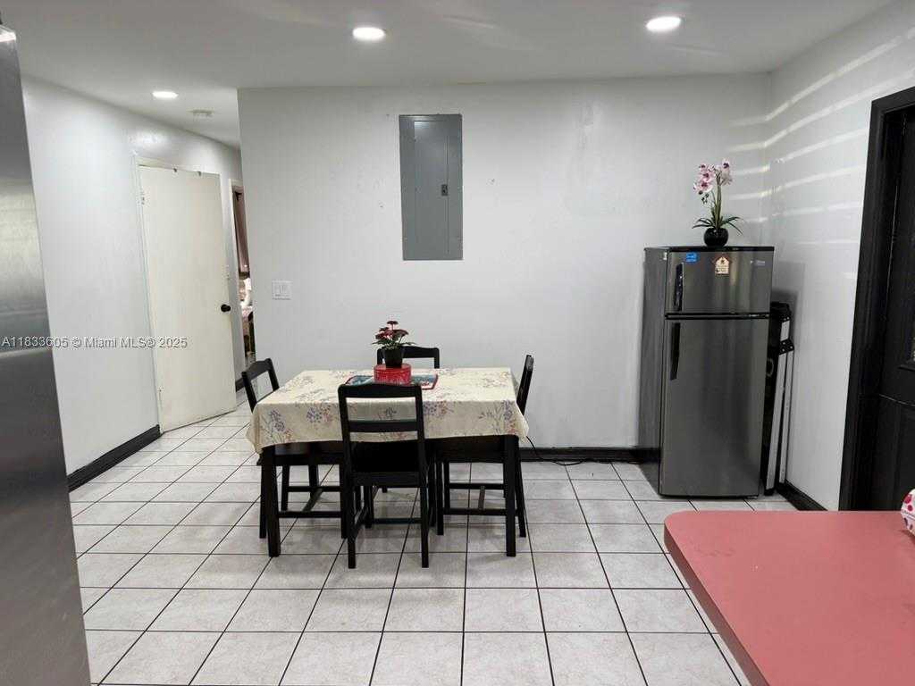 Small Image of 21025 SOUTH WEST 210TH AVE, Miami Number 49