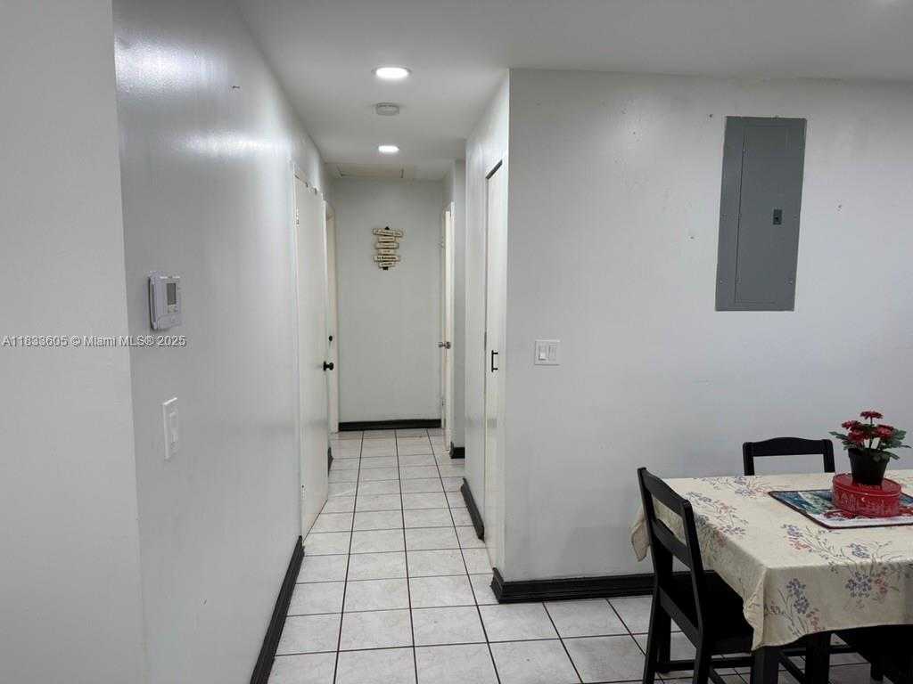 Small Image of 21025 SOUTH WEST 210TH AVE, Miami Number 55