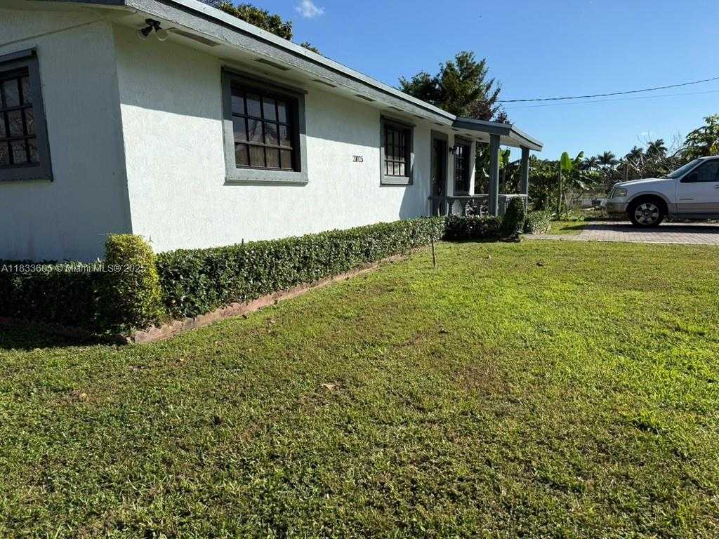 Small Image of 21025 SOUTH WEST 210TH AVE, Miami Number 56