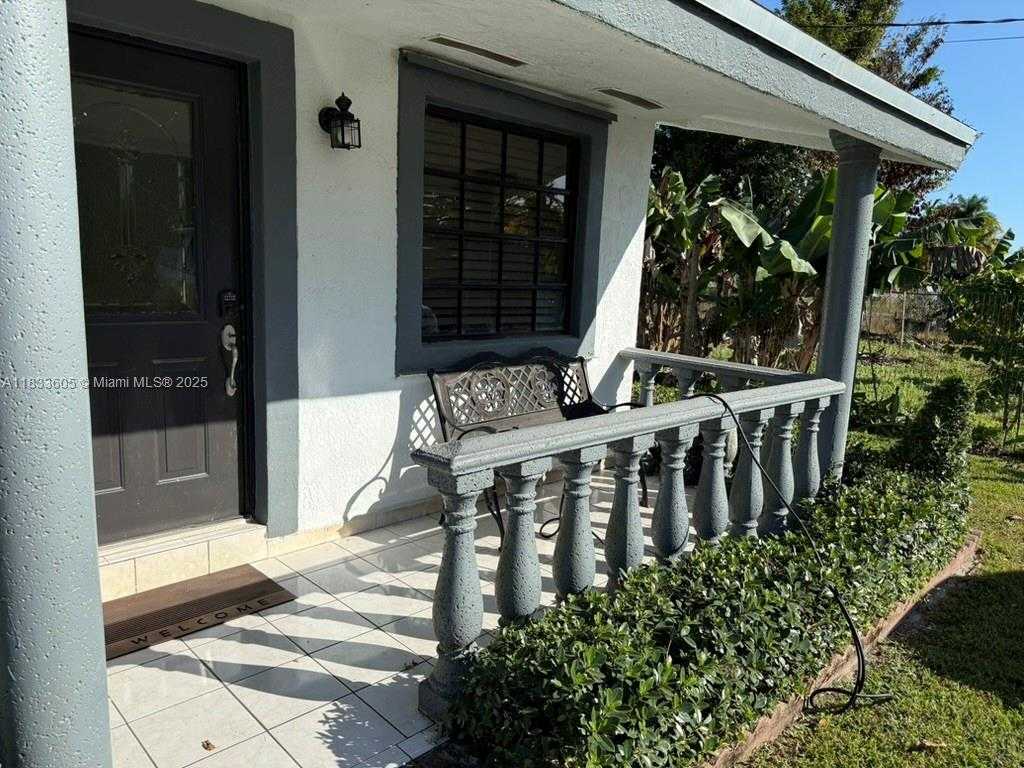 Small Image of 21025 SOUTH WEST 210TH AVE, Miami Number 63