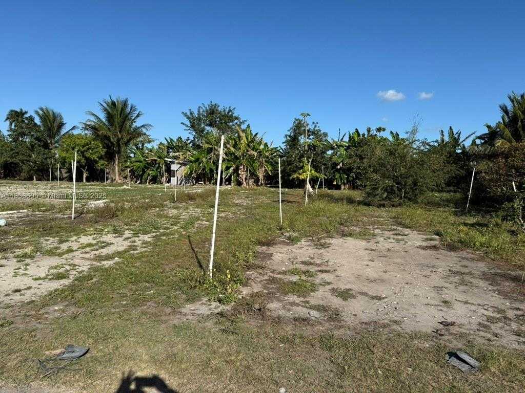 Small Image of 21025 SOUTH WEST 210TH AVE, Miami Number 77
