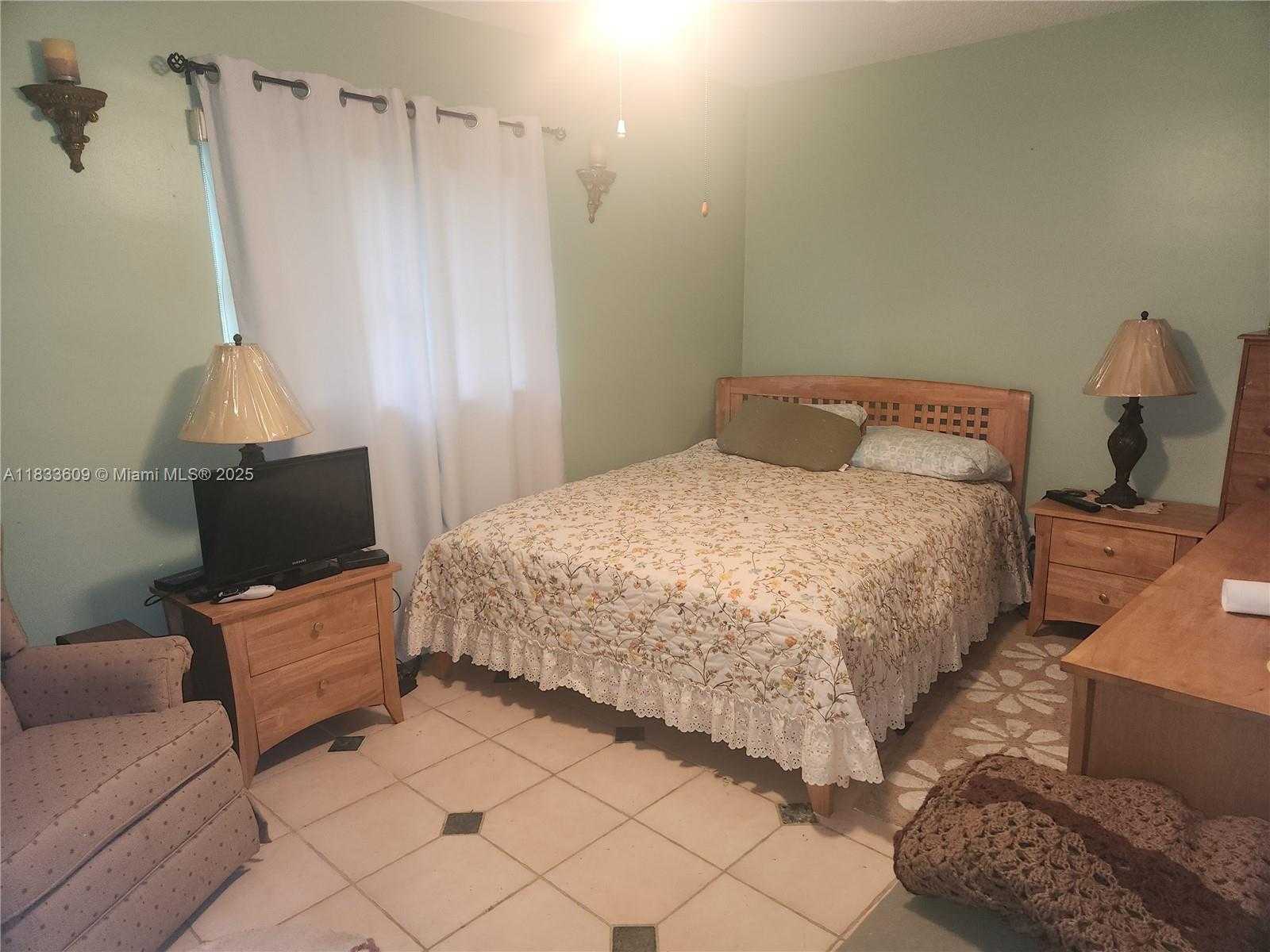 Small Image of 6900 NORTH WEST 94TH AVE, Tamarac Number 9