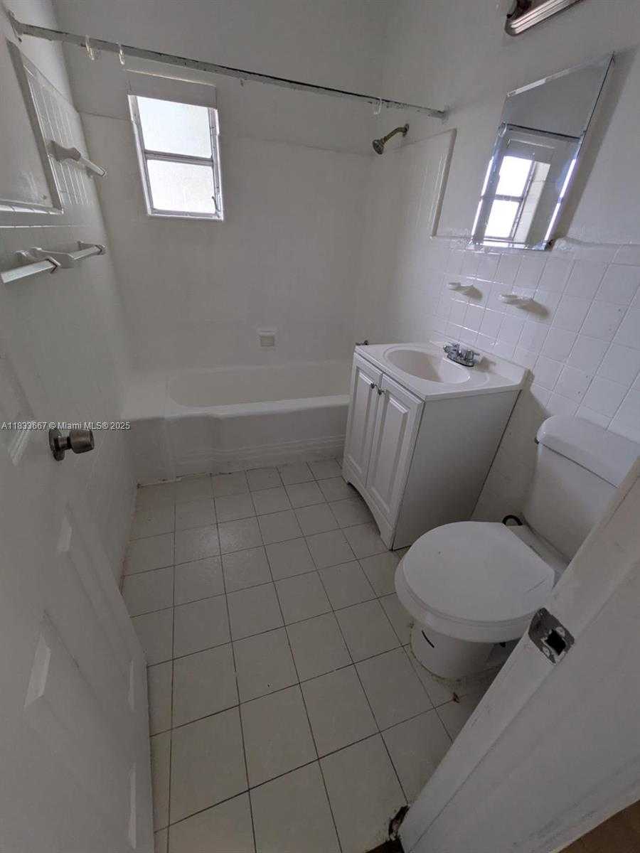 Small Image of 522 18TH ST, West Palm Beach Number 14