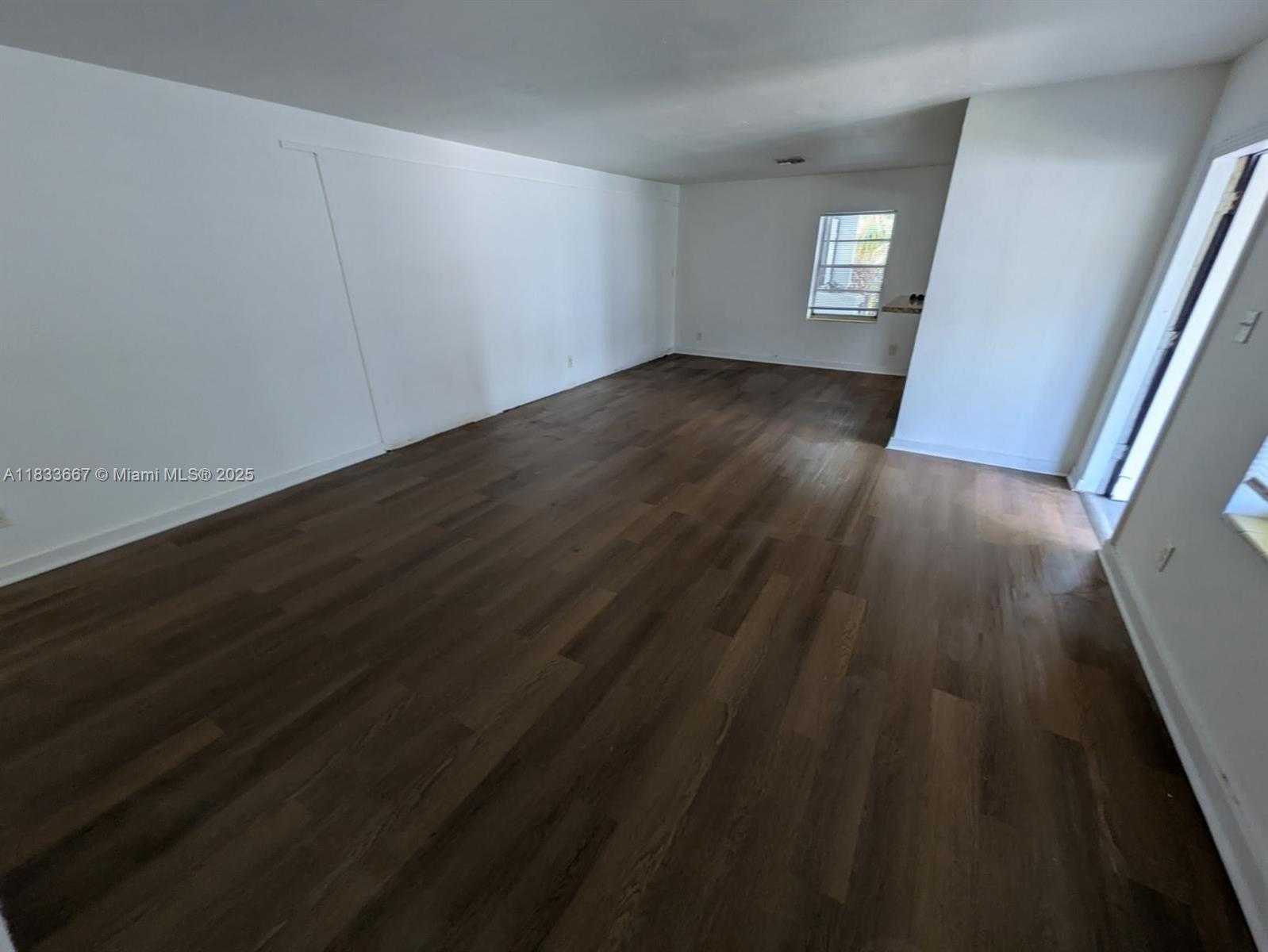 Small Image of 522 18TH ST, West Palm Beach Number 4