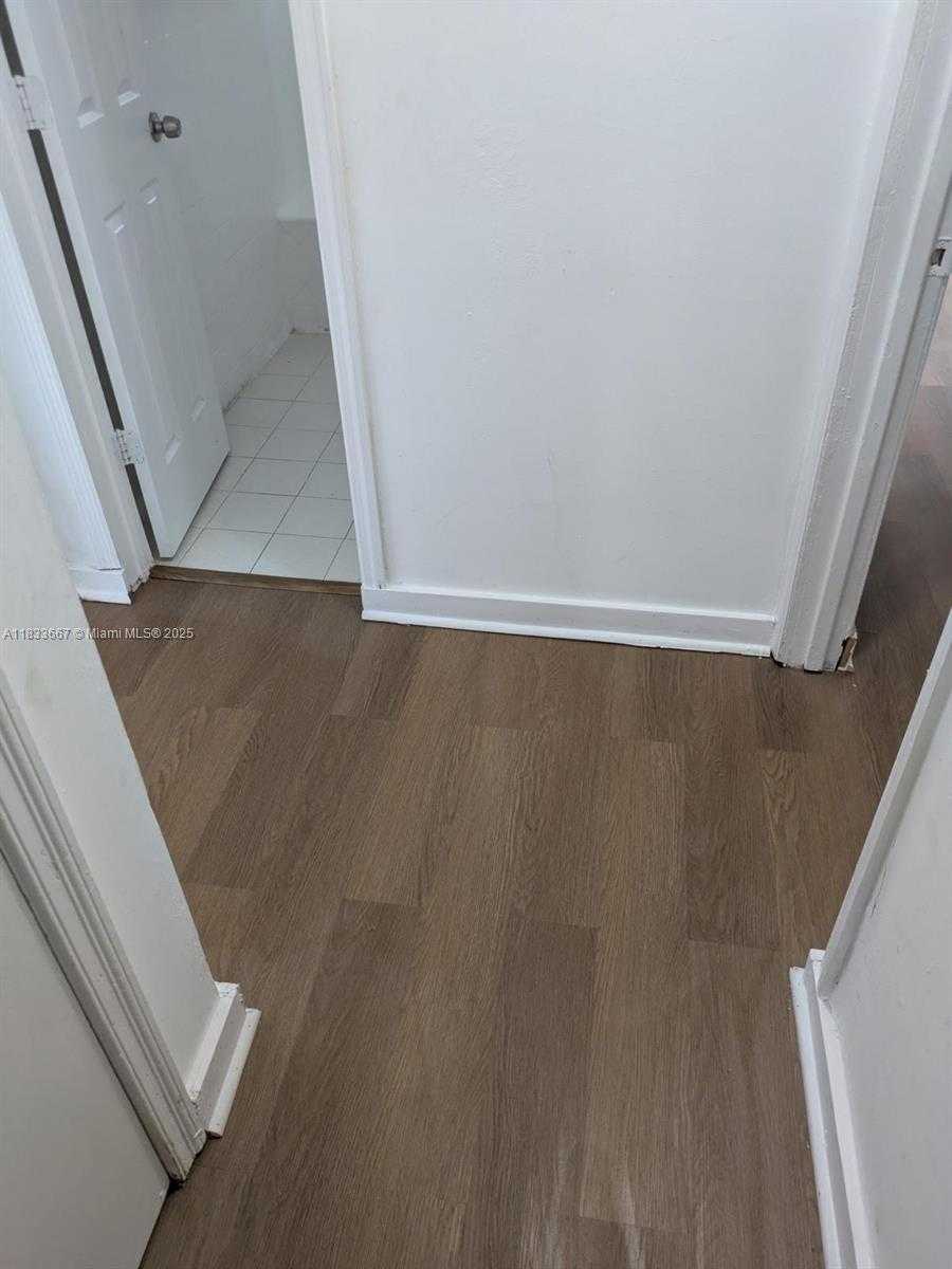 Small Image of 522 18TH ST, West Palm Beach Number 6