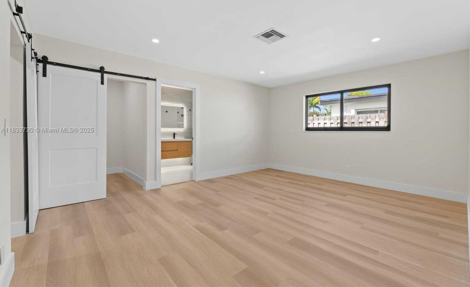 Small Image of 1340 SOUTH WEST 27TH PL, Boynton Beach Number 16