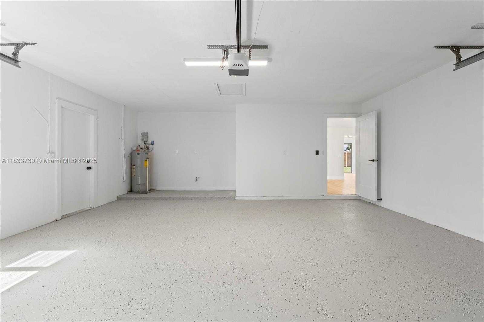 Small Image of 1340 SOUTH WEST 27TH PL, Boynton Beach Number 30
