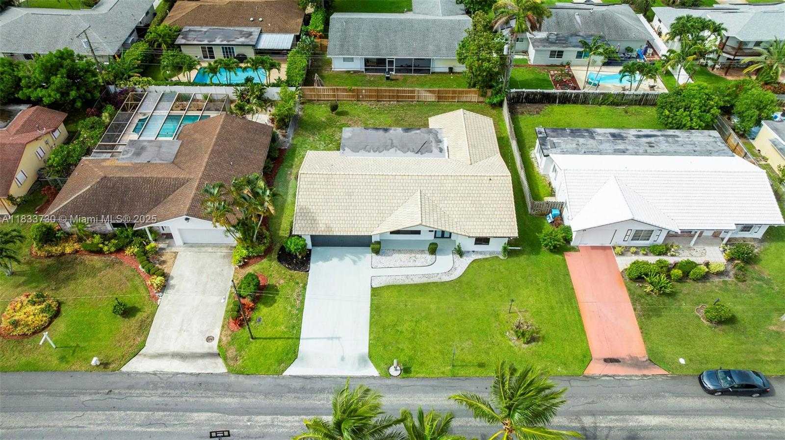 Small Image of 1340 SOUTH WEST 27TH PL, Boynton Beach Number 38