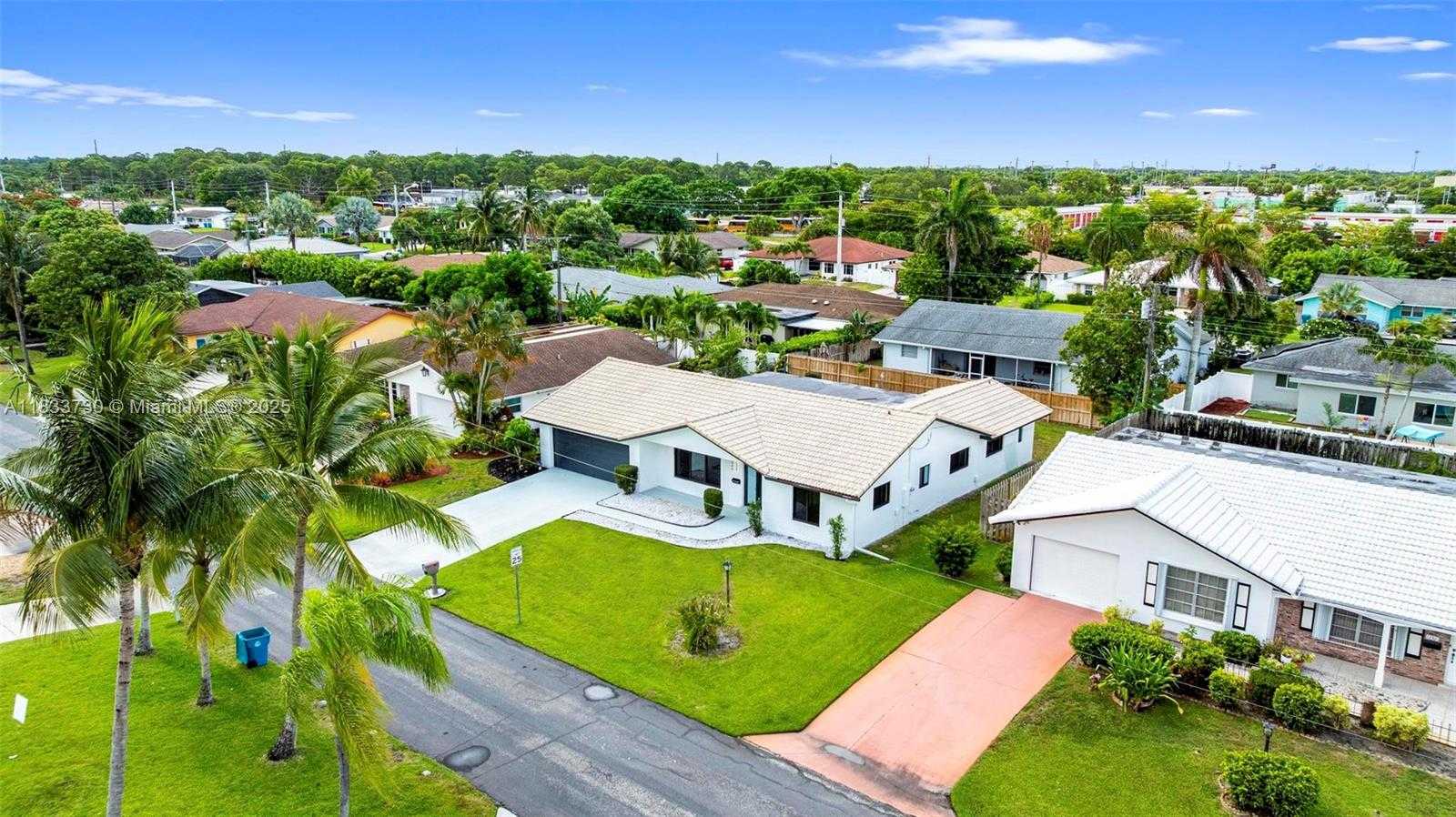 Small Image of 1340 SOUTH WEST 27TH PL, Boynton Beach Number 44