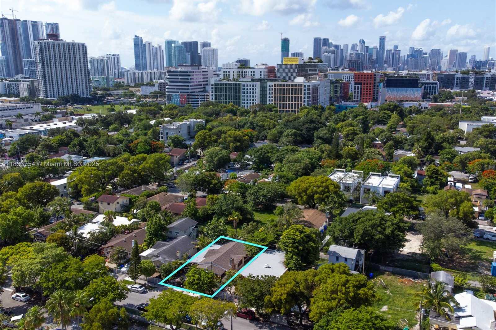 Small Image of 138 NORTH WEST 34TH ST, Miami Number 10