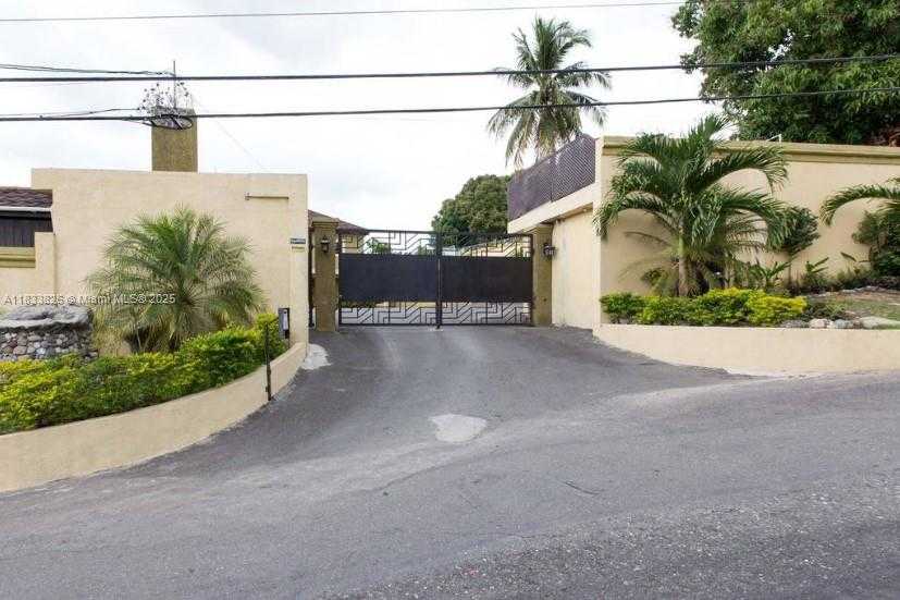 Small Image of MILLSBORO KINGSTON, JAMAICA, Out of City Number 12