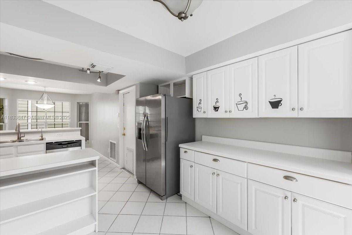 Small Image of 5366 214TH CT S, Boca Raton Number 15