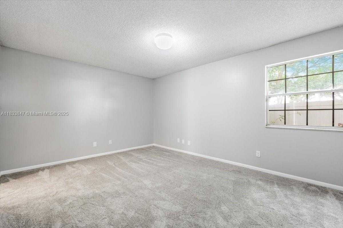 Small Image of 5366 214TH CT S, Boca Raton Number 16