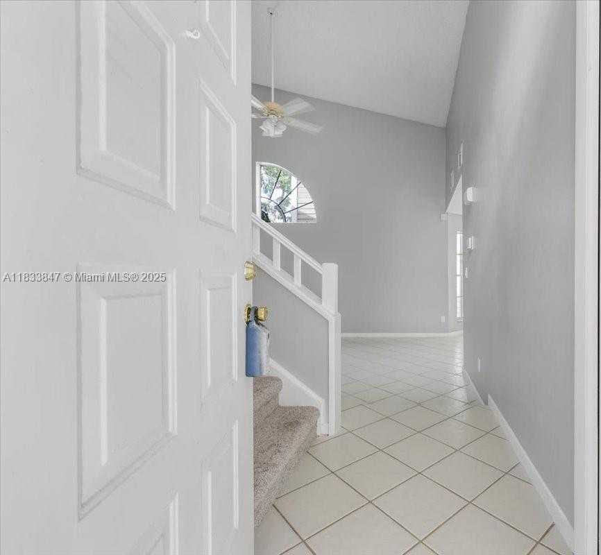 Small Image of 5366 214TH CT S, Boca Raton Number 3