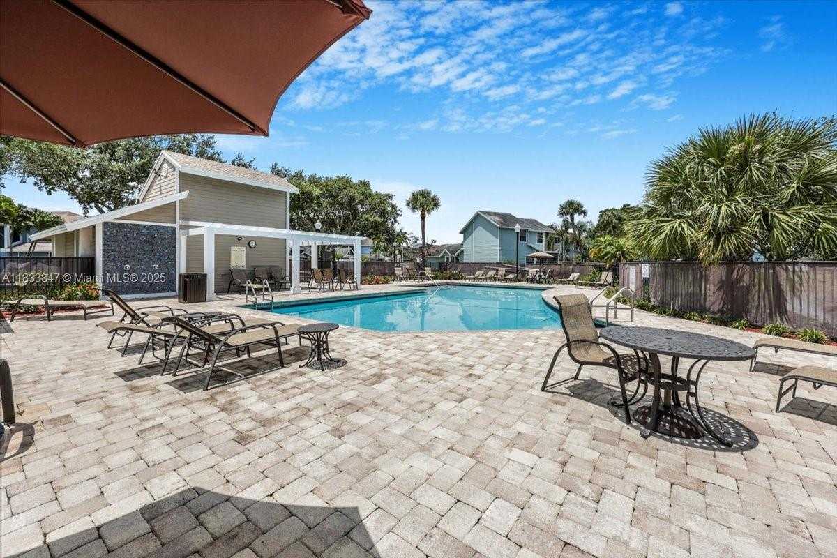 Small Image of 5366 214TH CT S, Boca Raton Number 38