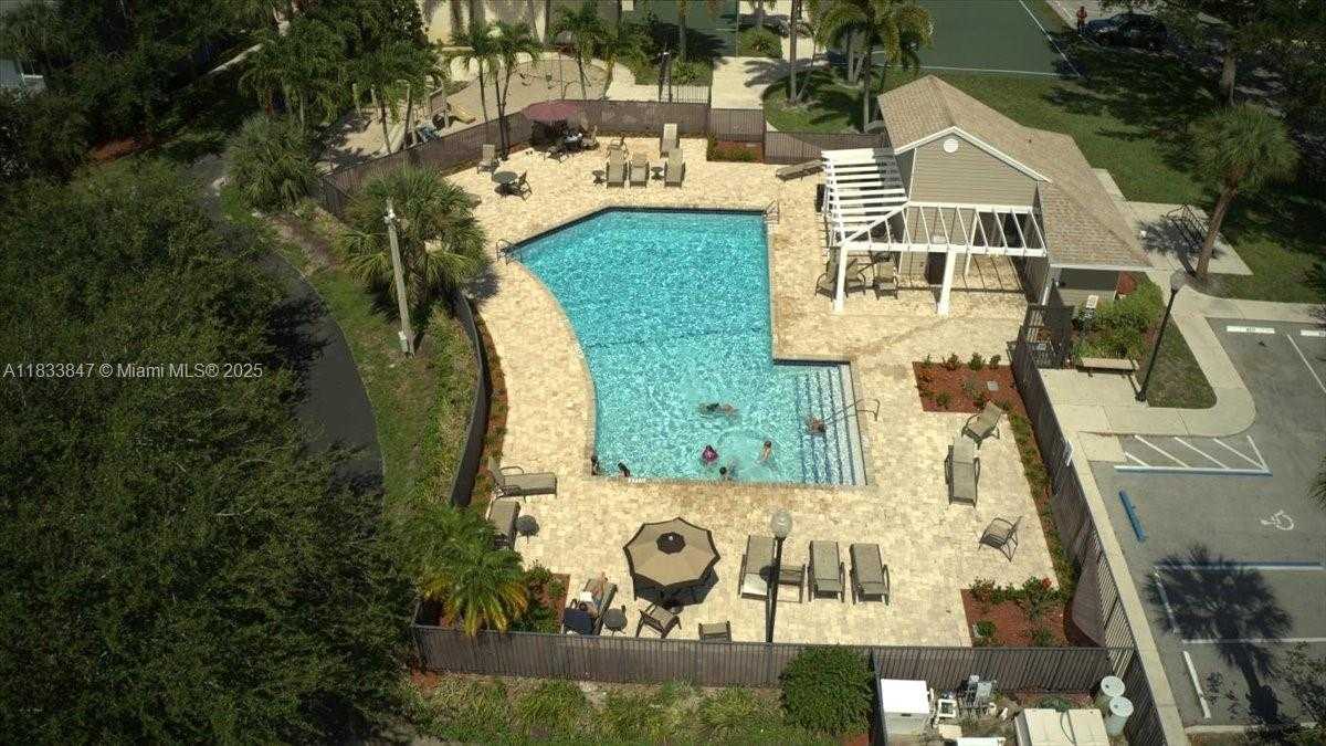 Small Image of 5366 214TH CT S, Boca Raton Number 41