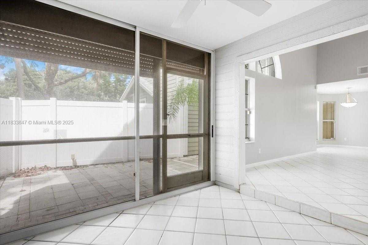 Small Image of 5366 214TH CT S, Boca Raton Number 9