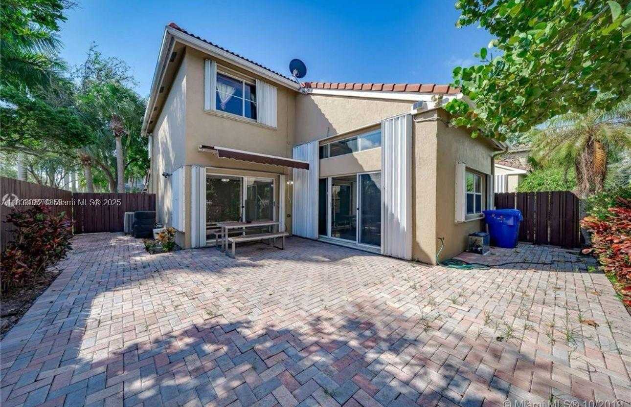 Small Image of 1125 BUTTERNUT LN, Hollywood Number 13