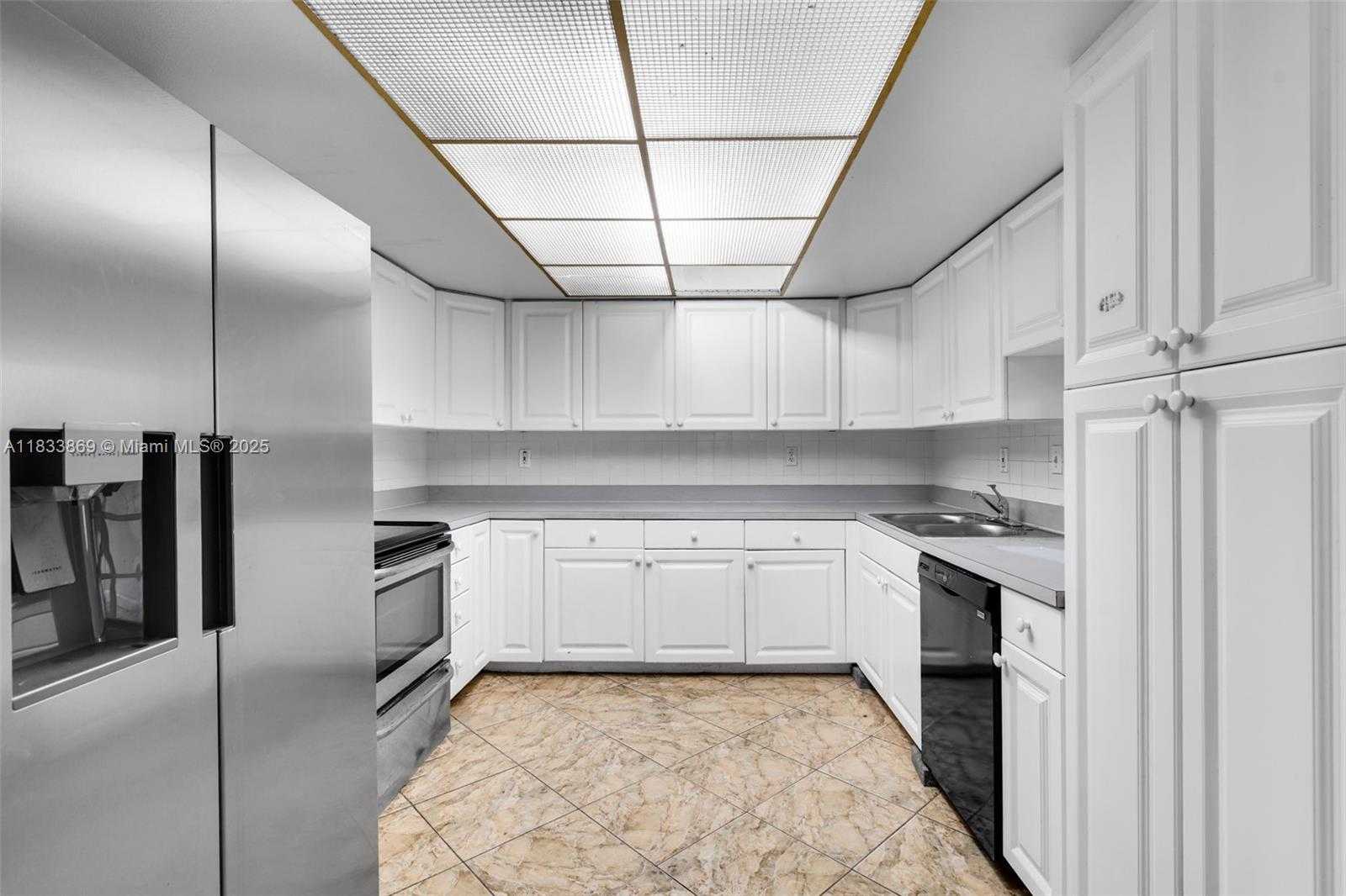 Small Image of 2727 HYPOLUXO RD, Boynton Beach Number 11