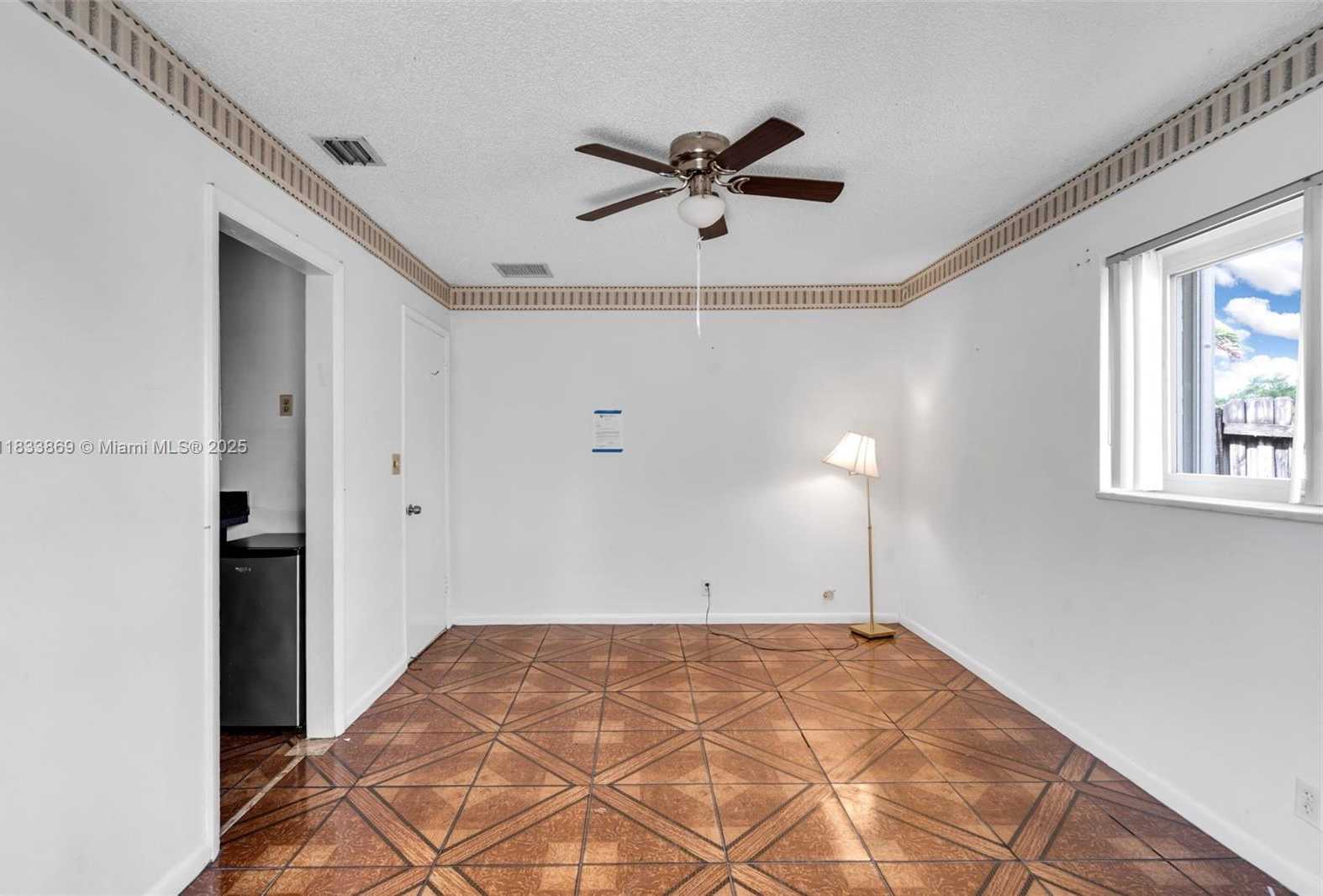Small Image of 2727 HYPOLUXO RD, Boynton Beach Number 13