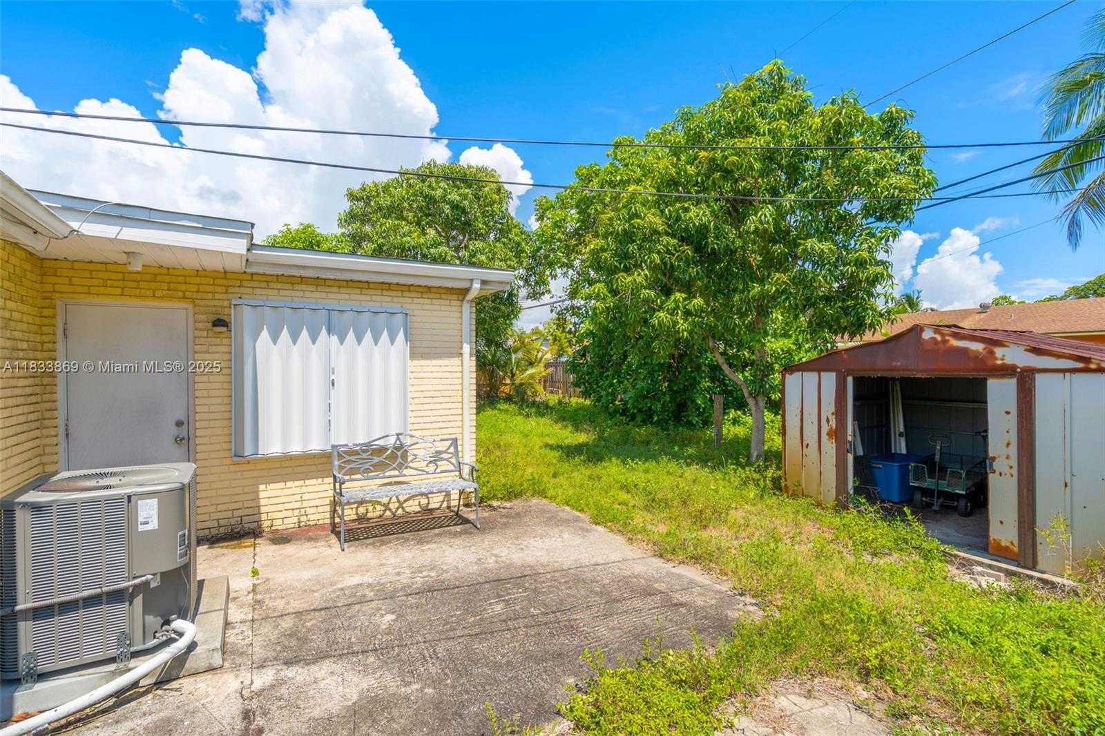 Small Image of 2727 HYPOLUXO RD, Boynton Beach Number 22