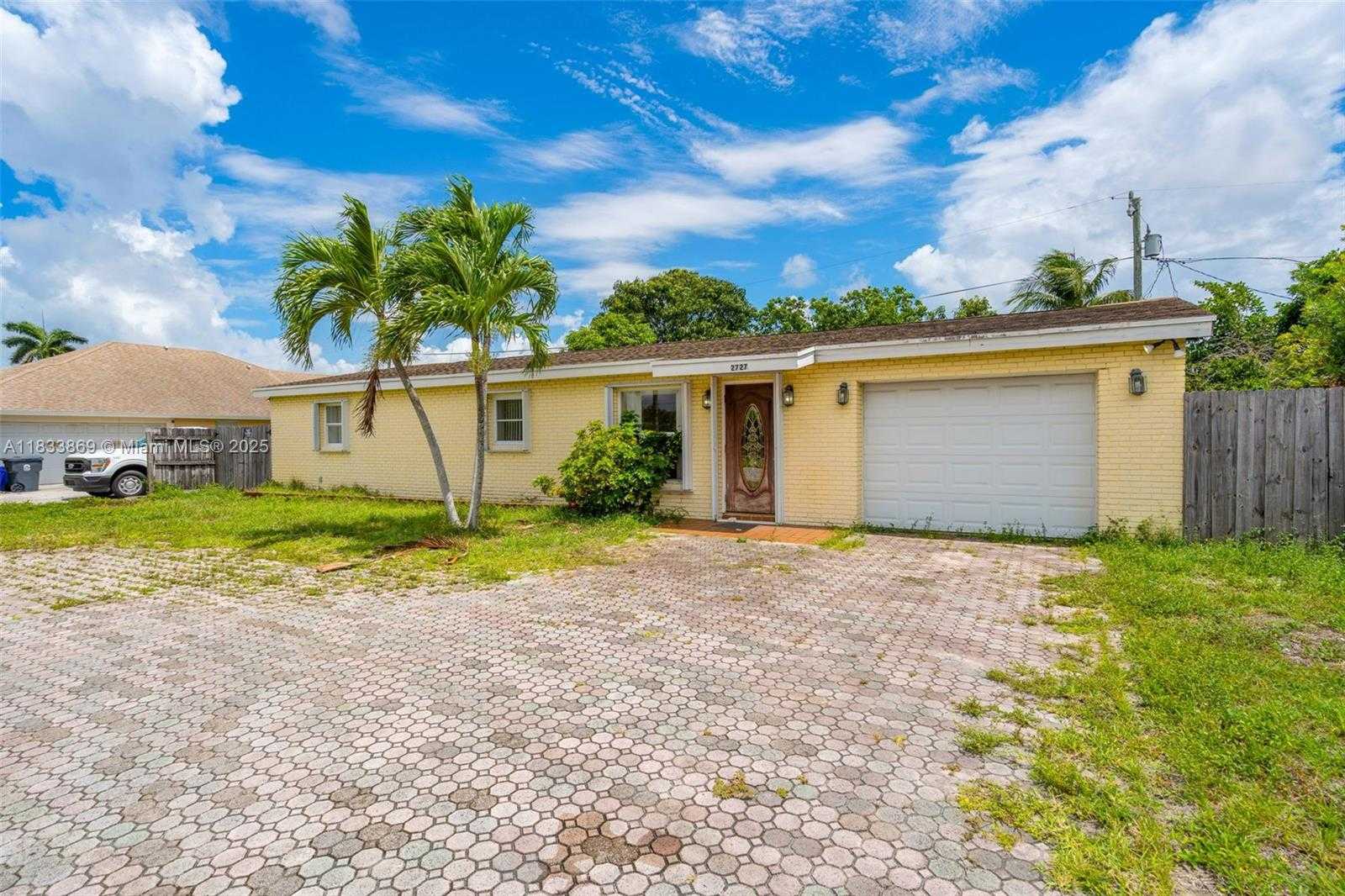 Small Image of 2727 HYPOLUXO RD, Boynton Beach Number 3