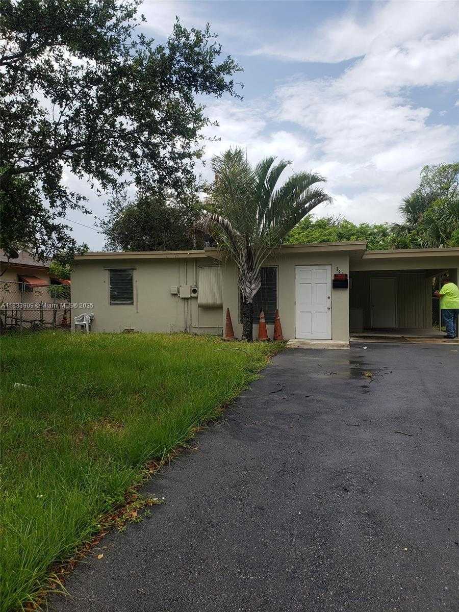 Small Image of 894 SOUTH WEST 9TH CT, Pompano Beach Number 2