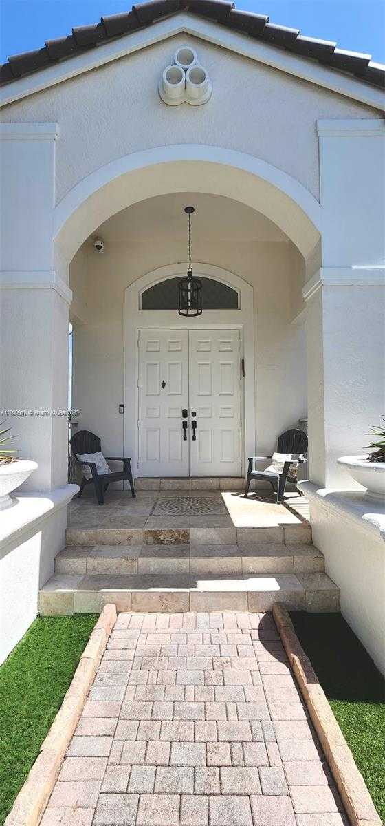 Small Image of 3460 SOUTH WEST 52ND ST, Hollywood Number 17