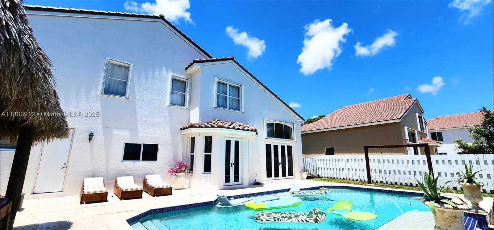 Small Image of 3460 SOUTH WEST 52ND ST, Hollywood Number 35