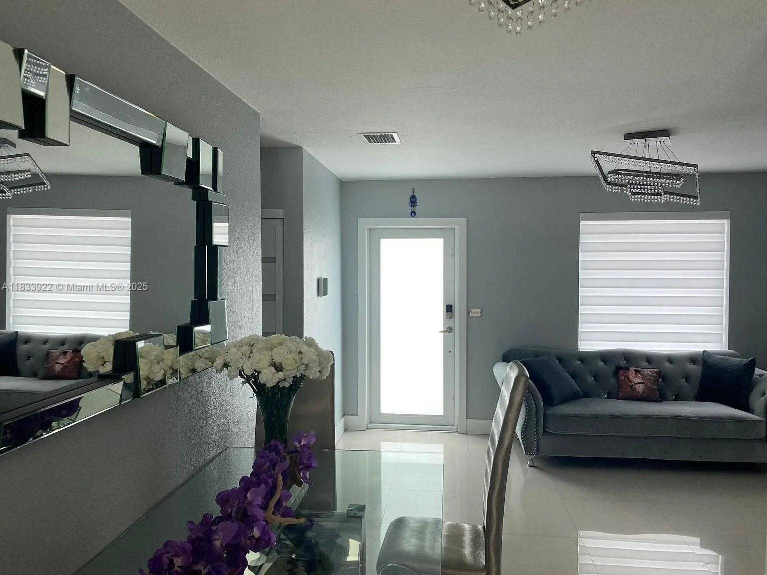 Small Image of 8031 NORTH WEST 175TH ST, Hialeah Number 10