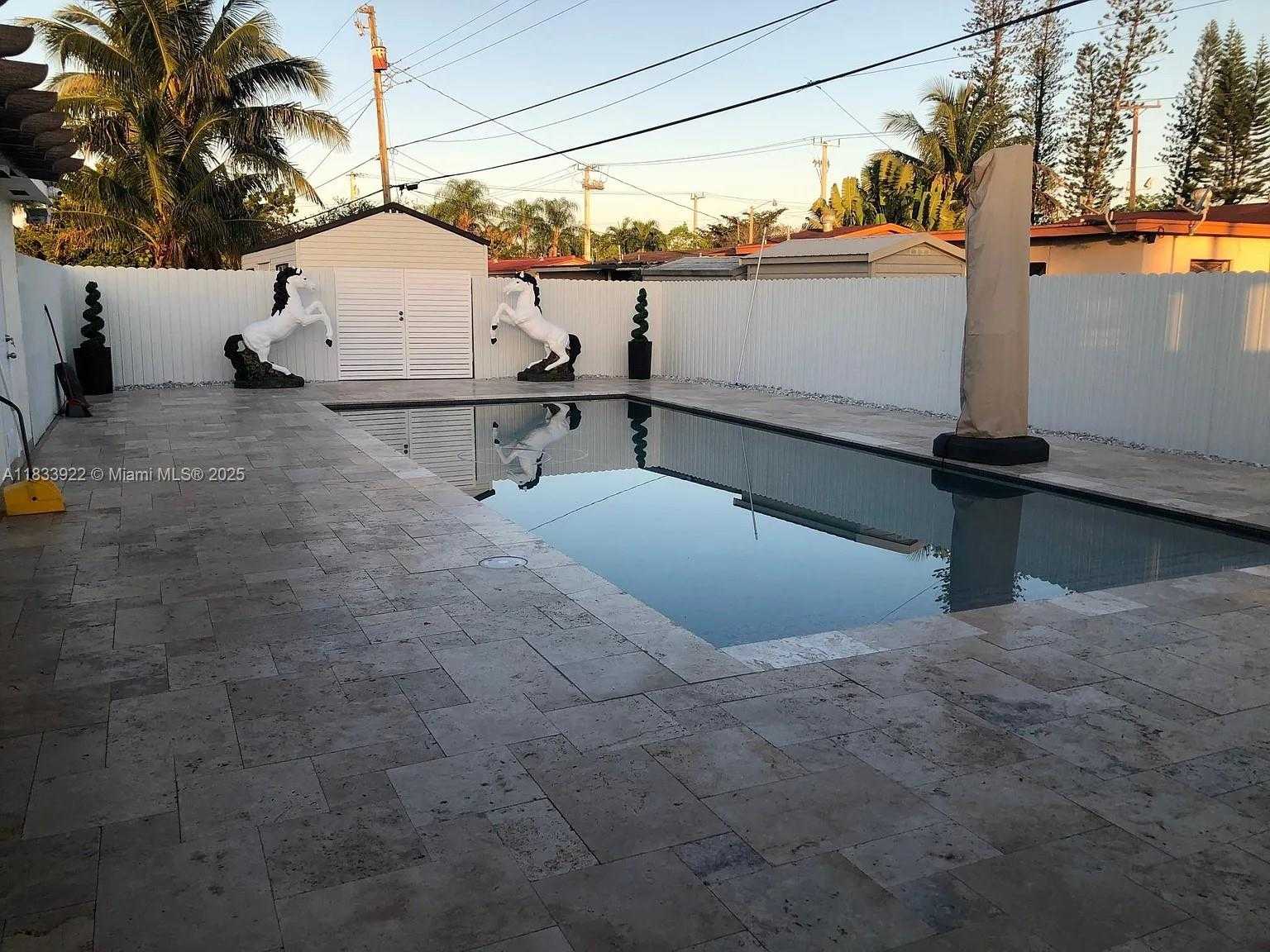 Small Image of 8031 NORTH WEST 175TH ST, Hialeah Number 2