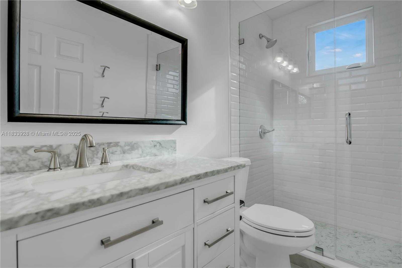 Small Image of 325 CAMERON DR, Weston Number 19