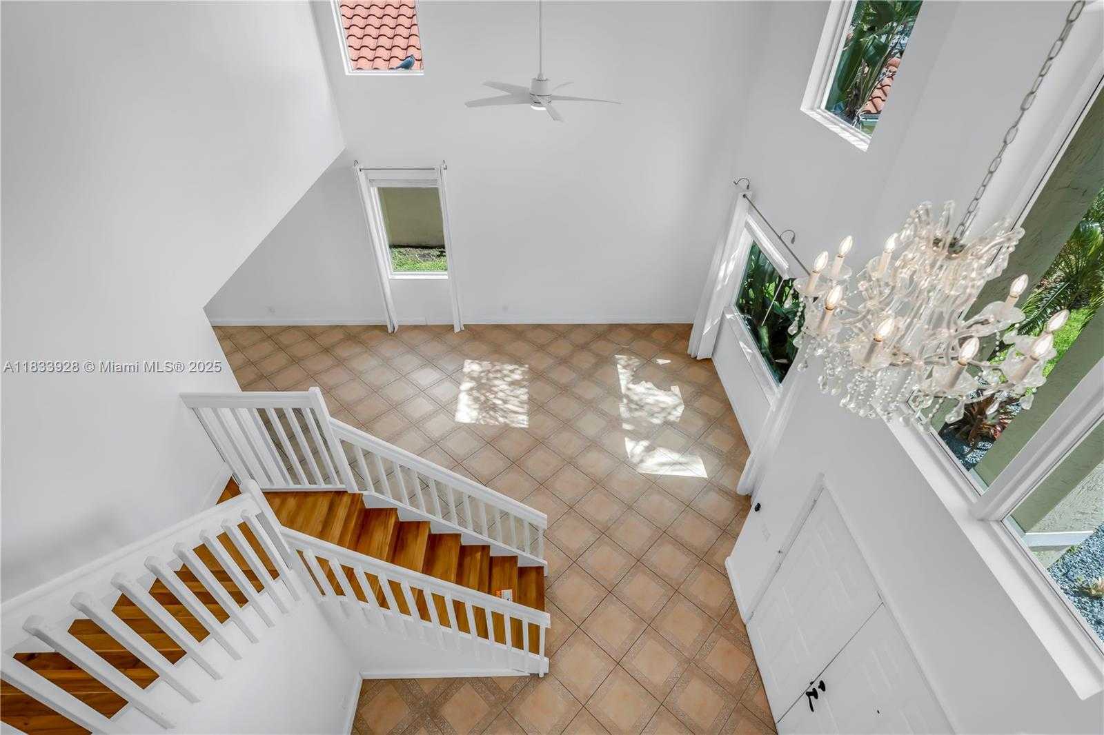 Small Image of 325 CAMERON DR, Weston Number 25