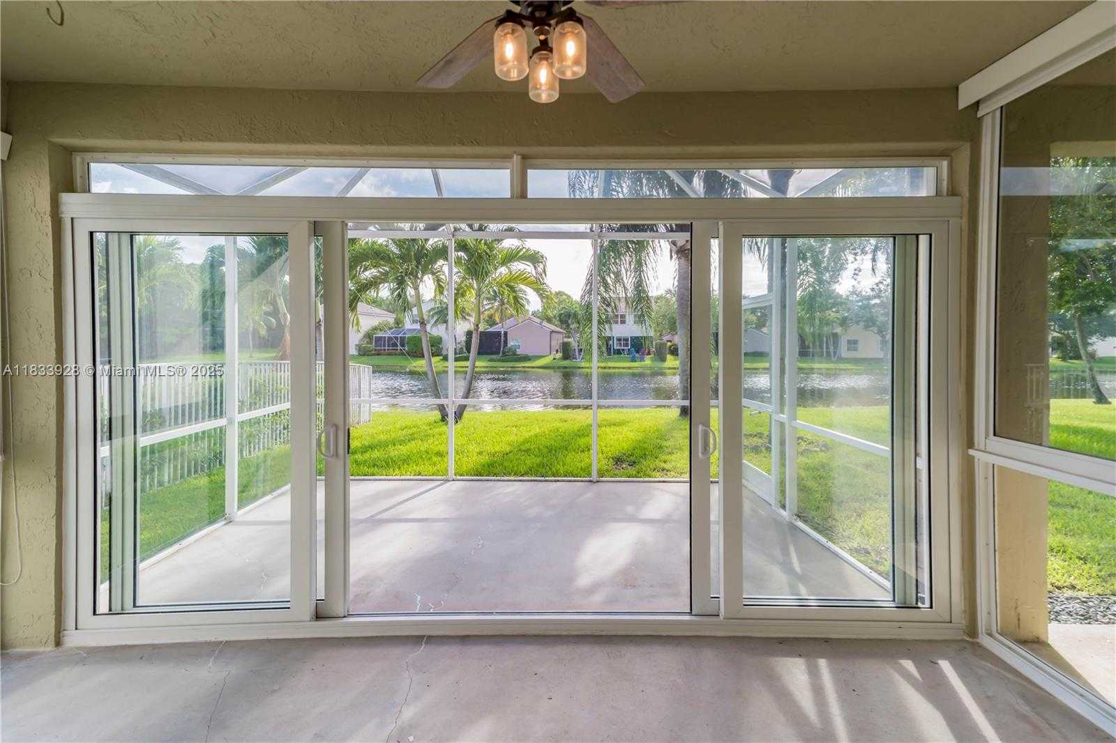 Small Image of 325 CAMERON DR, Weston Number 29
