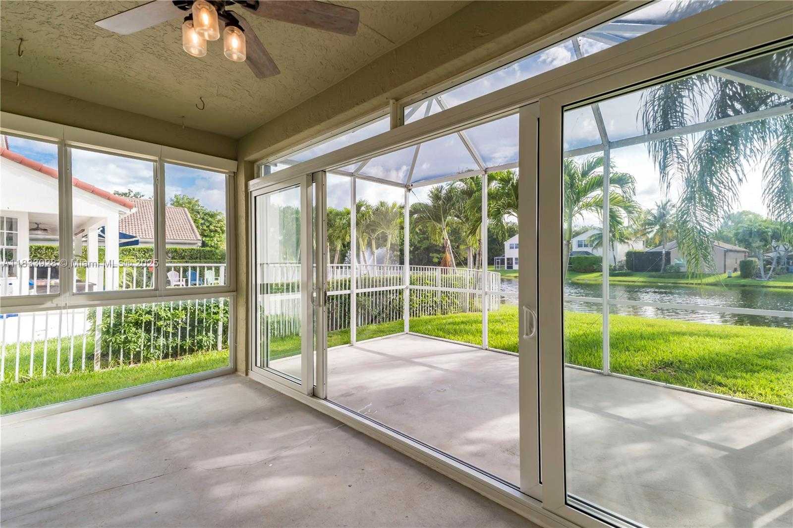Small Image of 325 CAMERON DR, Weston Number 31