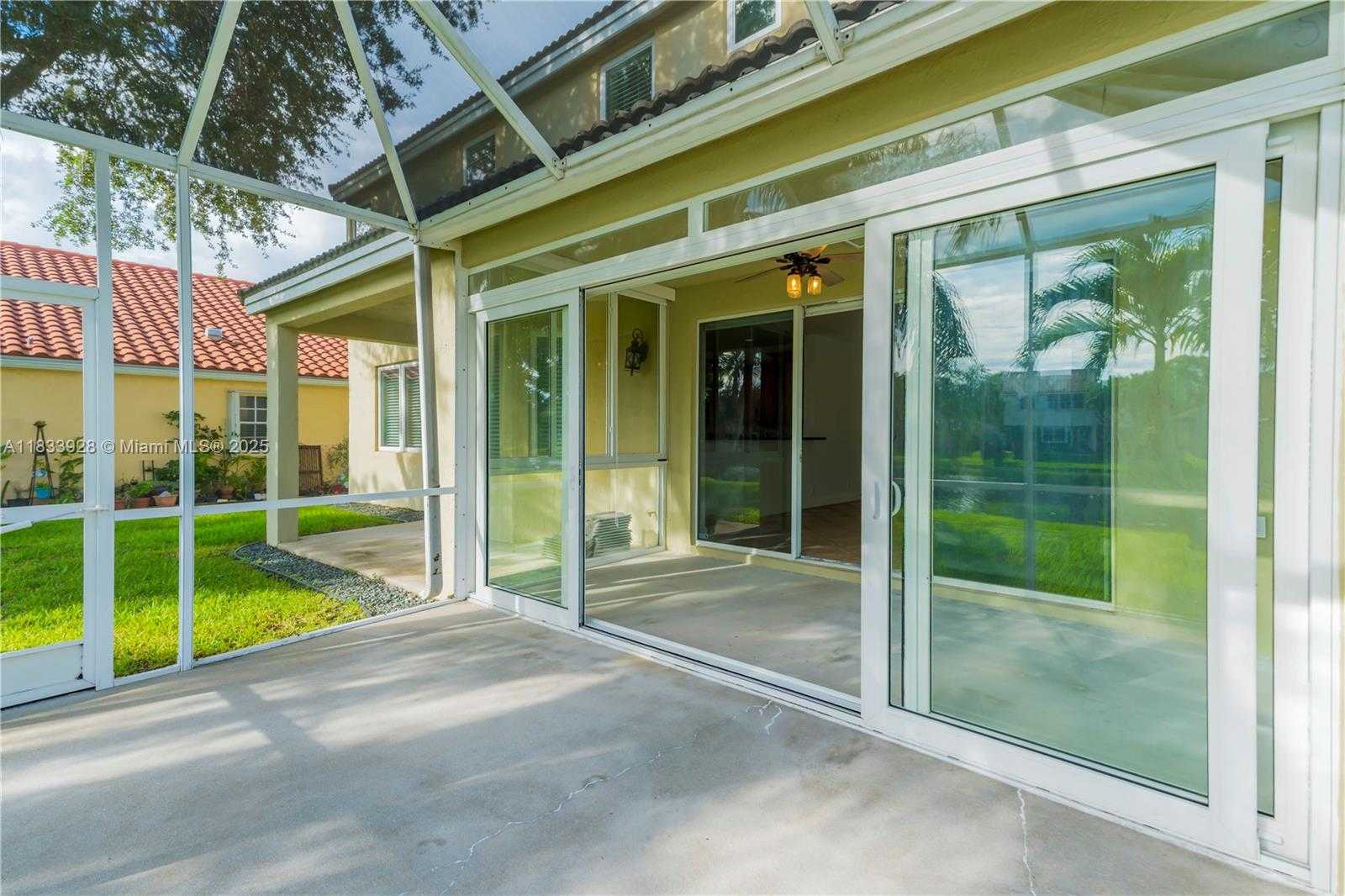 Small Image of 325 CAMERON DR, Weston Number 33