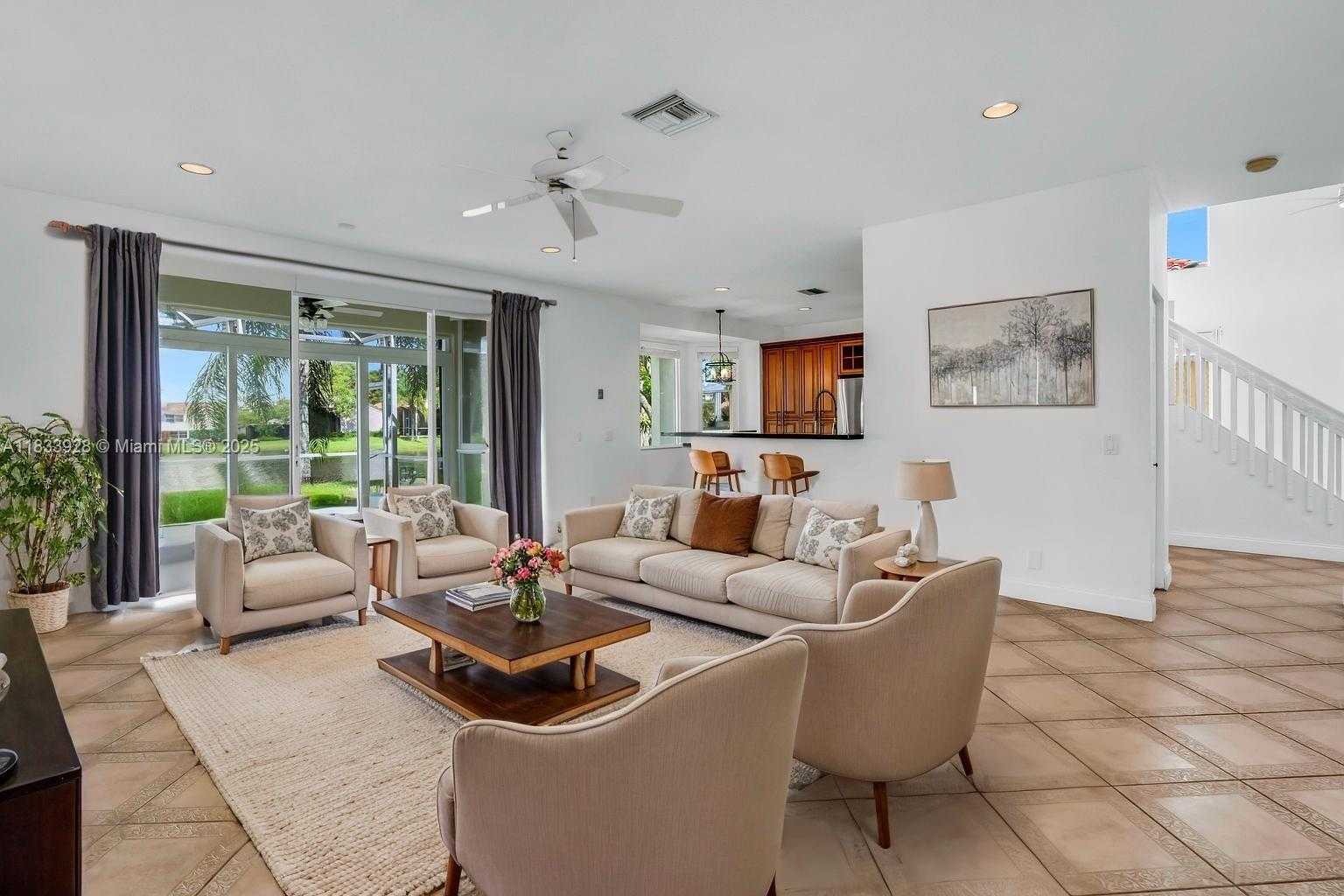 Small Image of 325 CAMERON DR, Weston Number 7