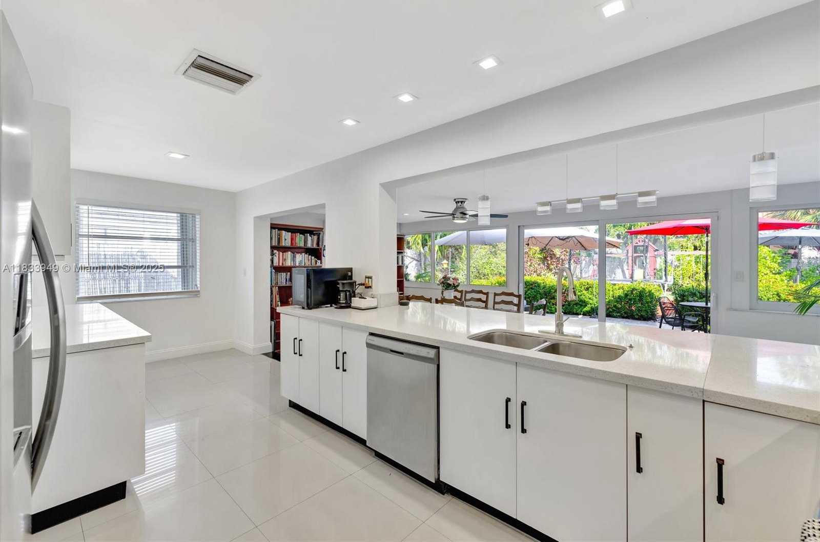 Small Image of 2261 NORTH EAST 62ND ST, Fort Lauderdale Number 10